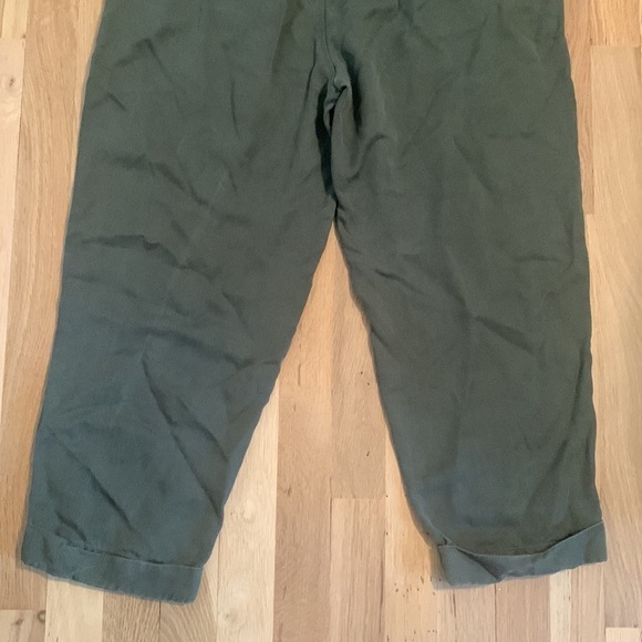 Soft surroundings elastic cinched waist cuffed ankle pants army green women’s M - Picture 9 of 16